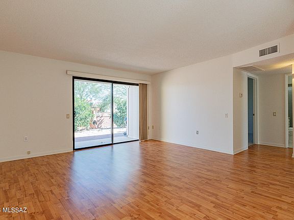 5th image of 230 N Calle Acuarela