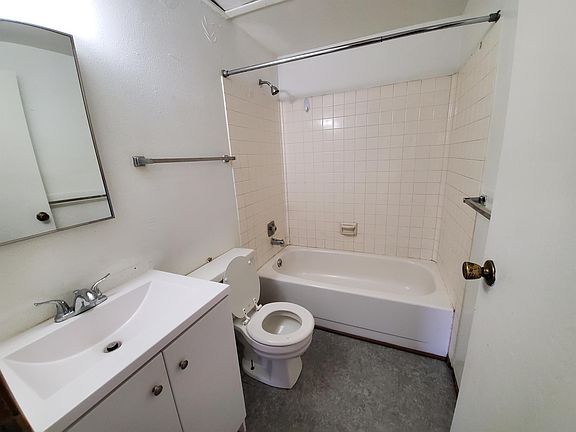 5th image of 613 Dorsey Ave #6