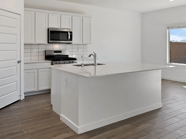 12437 W Old Farm Dr — Photo 6