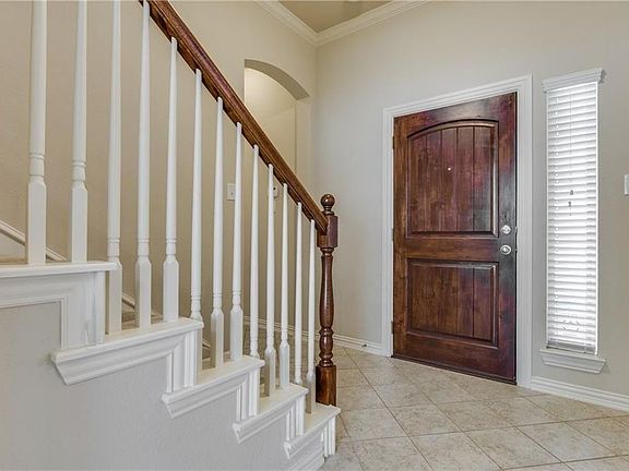 5th image of 225 Vagon Castle Ln