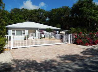 44 Transylvania Ave, Key Largo, FL 33037