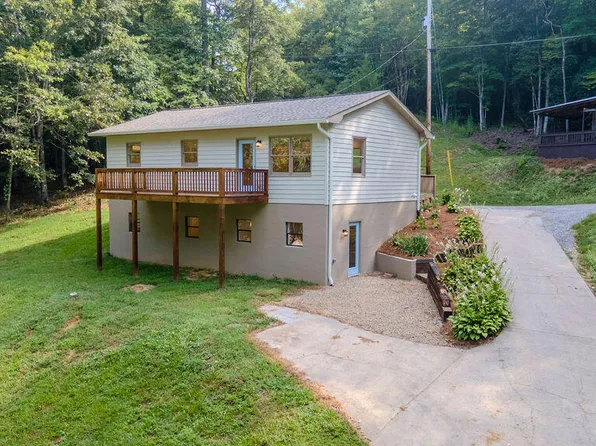 8567 Lower Burningtown Rd, Franklin, NC 28734