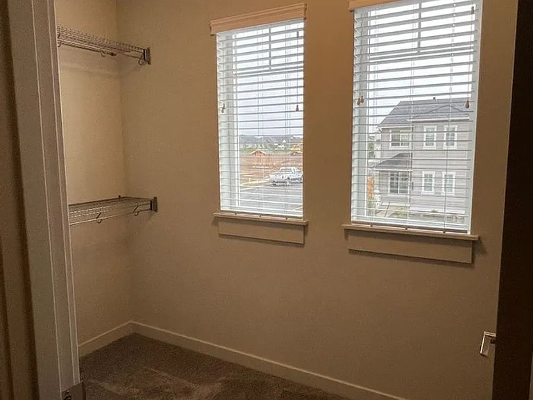 2519 NW Spruce Cone Ln — Photo 10