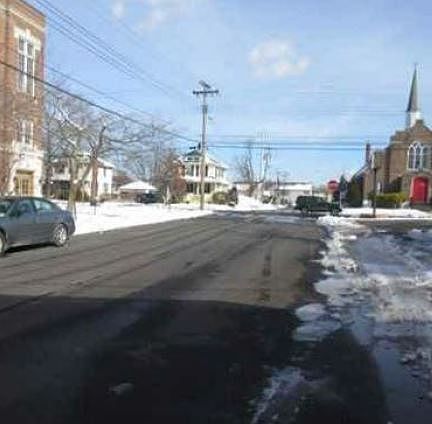 2nd image of 51 River St