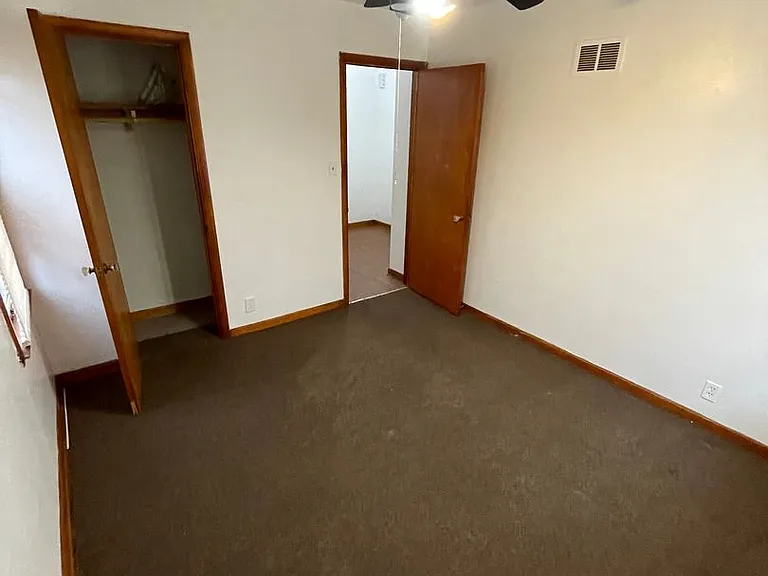3601 N 53rd St — Photo 2