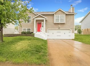 2475 Waterfront Dr, Imperial, MO 63052