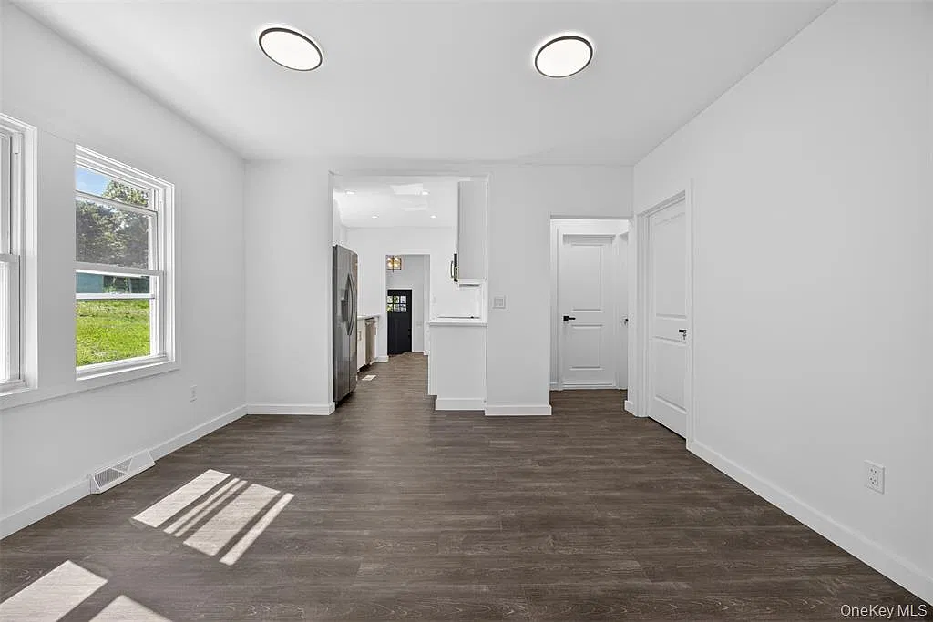 3 bed, 1312 sqft, $2,850 — Photo 4