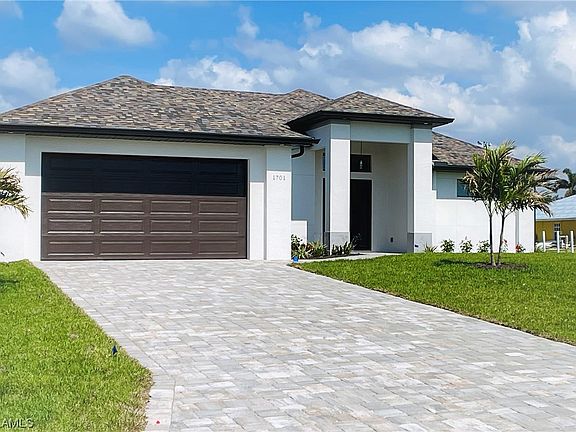 3rd image of 4210 NW 32nd Ln