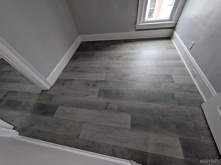 627 Deer St — Photo 34