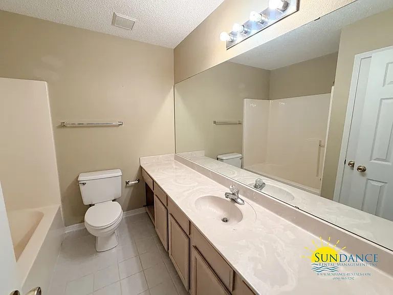 7223 Crown Ct — Photo 15