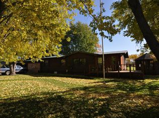 231 Birch Dr N, Warroad, MN 56763