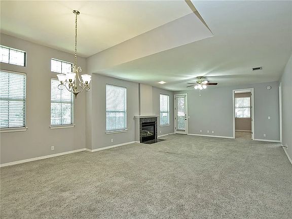 5th image of 11558 Spicewood Pkwy APT 13