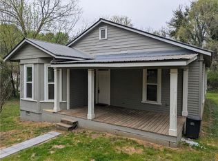 3143 Robinson Pl, Gainesville, GA 30504