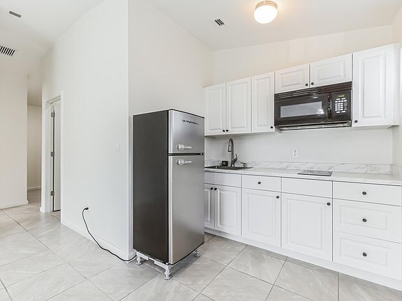 3rd image of 13961 SW 156th Ter #1