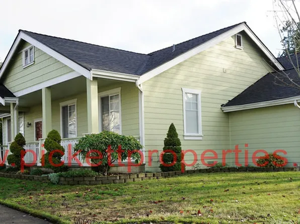 7050 Whistle Ln NE, Bremerton, WA 98311
