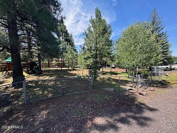 4th image of 545 E Oak Drive #219
