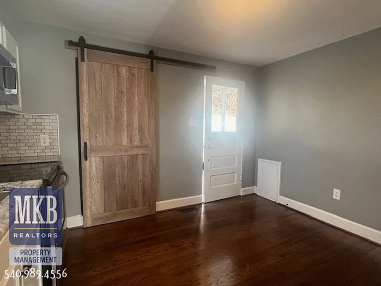 6221 Shady Acres Dr — Photo 7