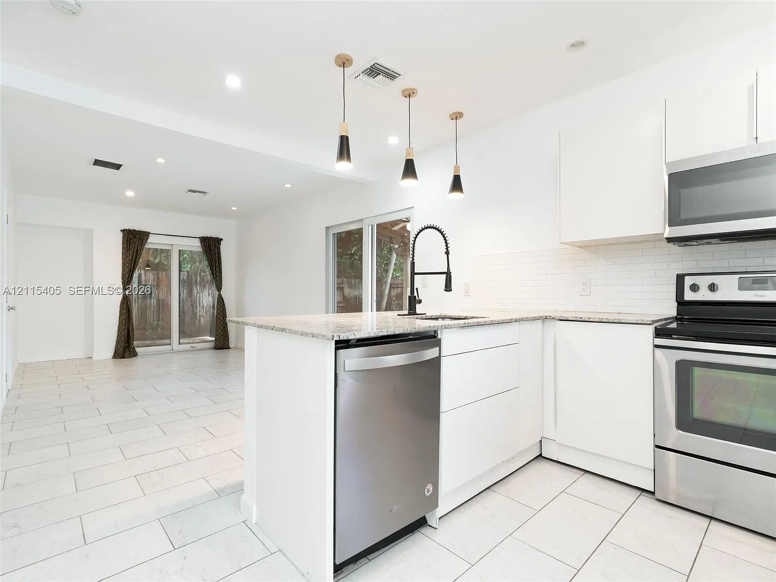 Oakland Park Second Add — Photo 3