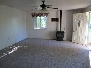 3rd image of 4905 Shasta St