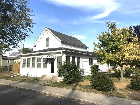 321 S Spring St, Hartford City, IN 47348