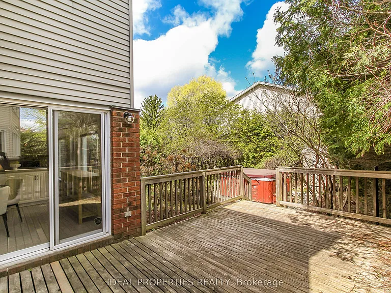 39 Huntings End Ave — Photo 47