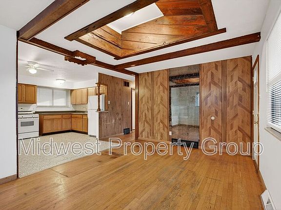 5th image of 1156 Cove Ln