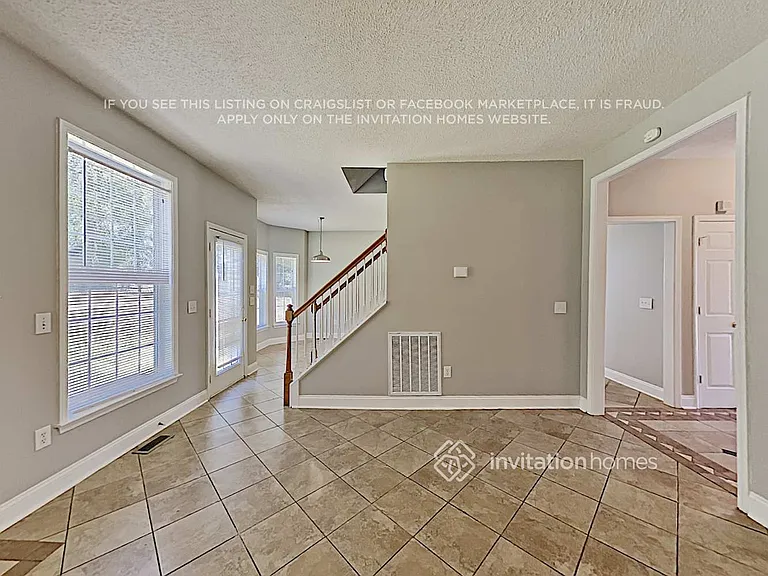 834 Highlander Ct — Photo 6
