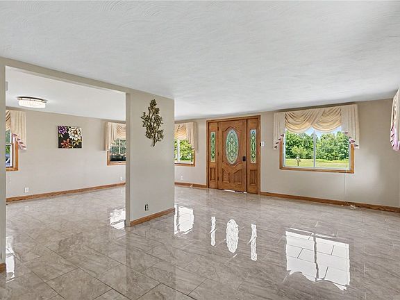 4th image of 3302 Stiles Rd
