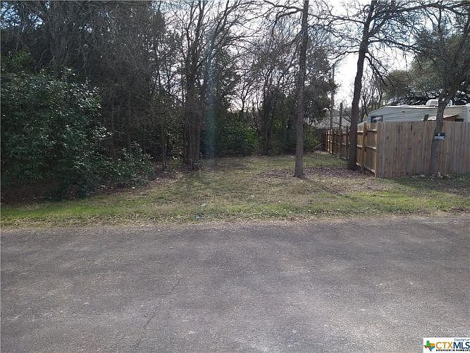 1st image of 4357 Mistletoe Dr