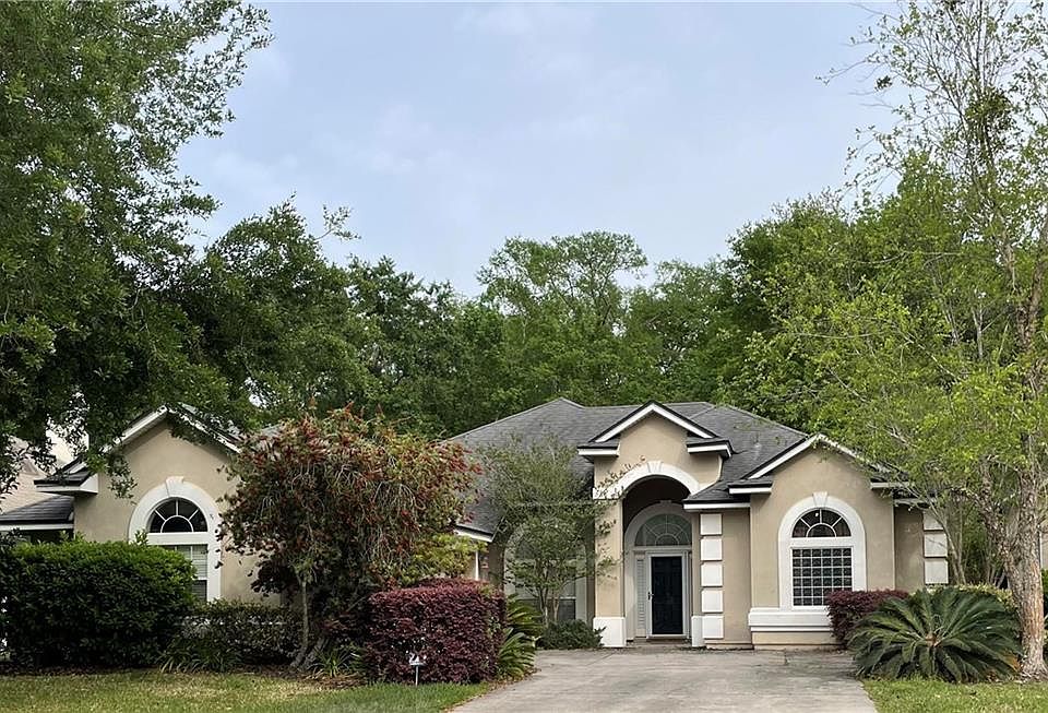 1st image of 85134 Sagaponack Dr