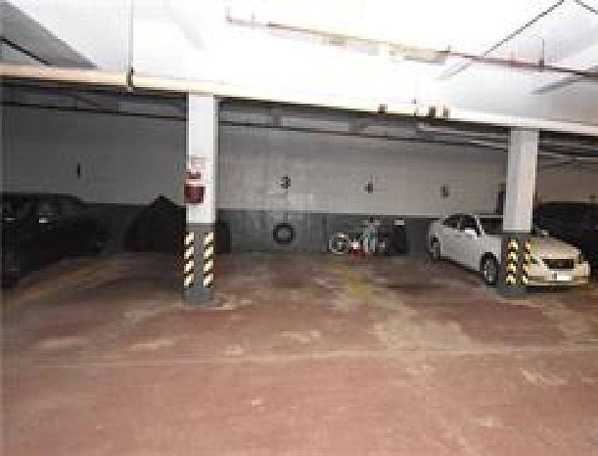 1st image of 1717 E 18th St APT 1E