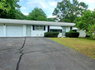 952 Gallows Rd, Gretna, VA 24557