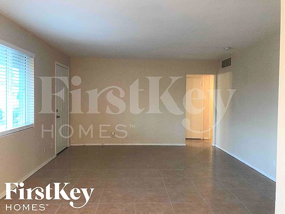 2nd image of 3625 W San Juan Ave