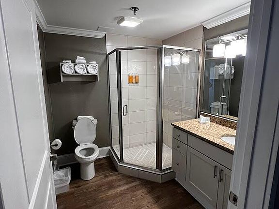 5th image of 814 Shepard Street #801