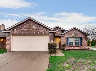 503 Cleveland Dr, Lavon, TX 75166