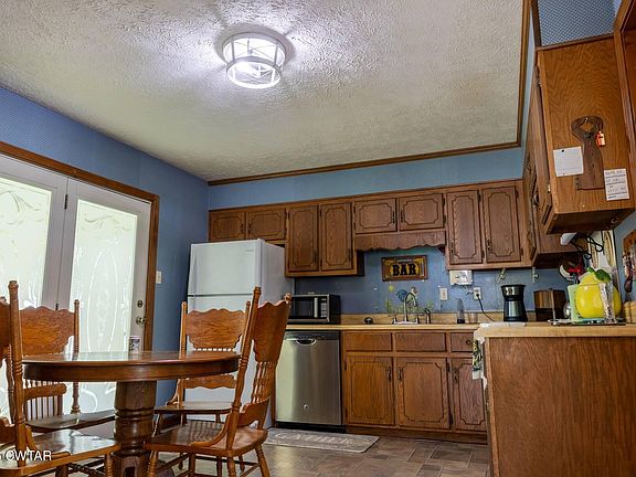 5th image of 351 Campbell Ln