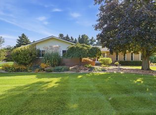 6297 Lodi Ln, Saline, MI 48176