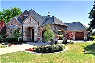 1st image of 1917 Manor Way Dr