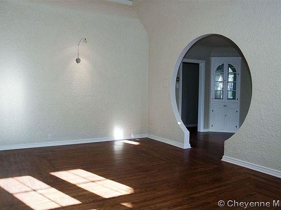 4th image of 601 S 15th St