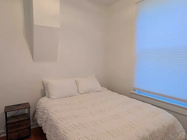 405 N Cloverdale Blvd — Photo 24