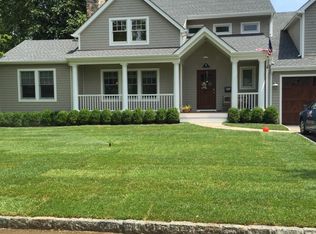 15 Jean St, Rye, NY 10580