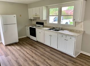316 Sunset Dr, Lawrenceburg, KY 40342