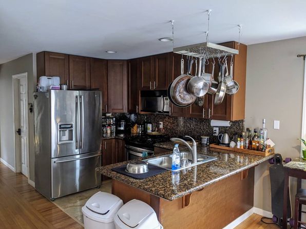 1813 Oliver Ave FLOOR 2