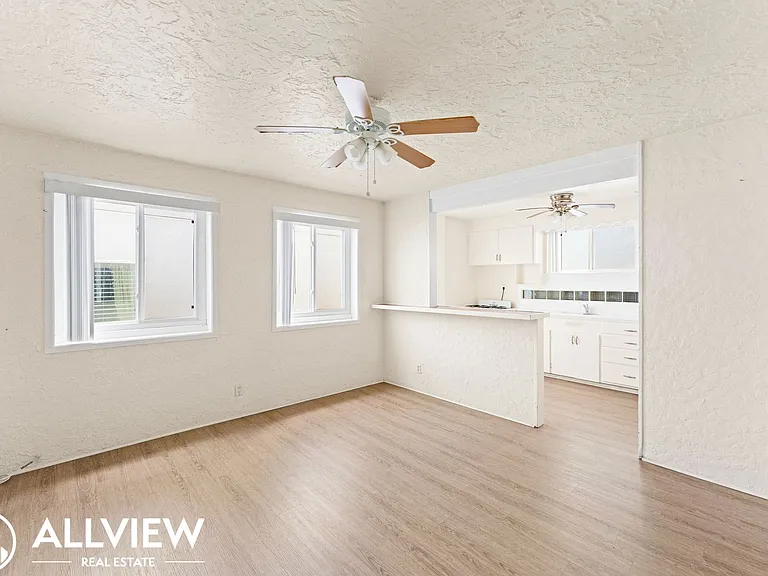 17 C Pacific Avenue — Photo 13