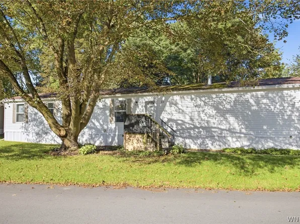 21 Overlook Dr, Batavia, NY 14020
