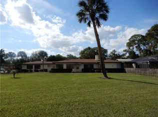 385 Lake Howard Dr SW, Winter Haven, FL 33880