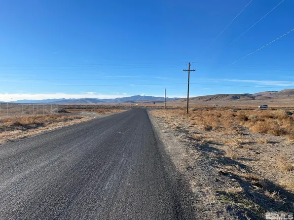 2745 Fort Churchill Rd, Silver Springs, NV 89429