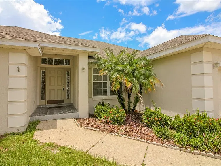 6719 Highlands Creek Blvd — Photo 2