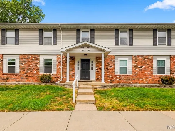 773 Delray Dr Unit D, Saint Peters, MO 63376