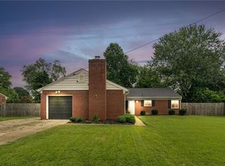 610 Charlton Dr, Hampton, VA 23666
